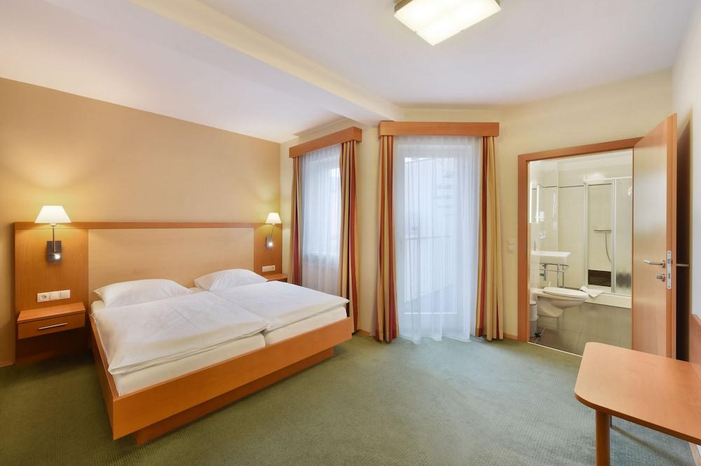Hotel Lucia Vienne