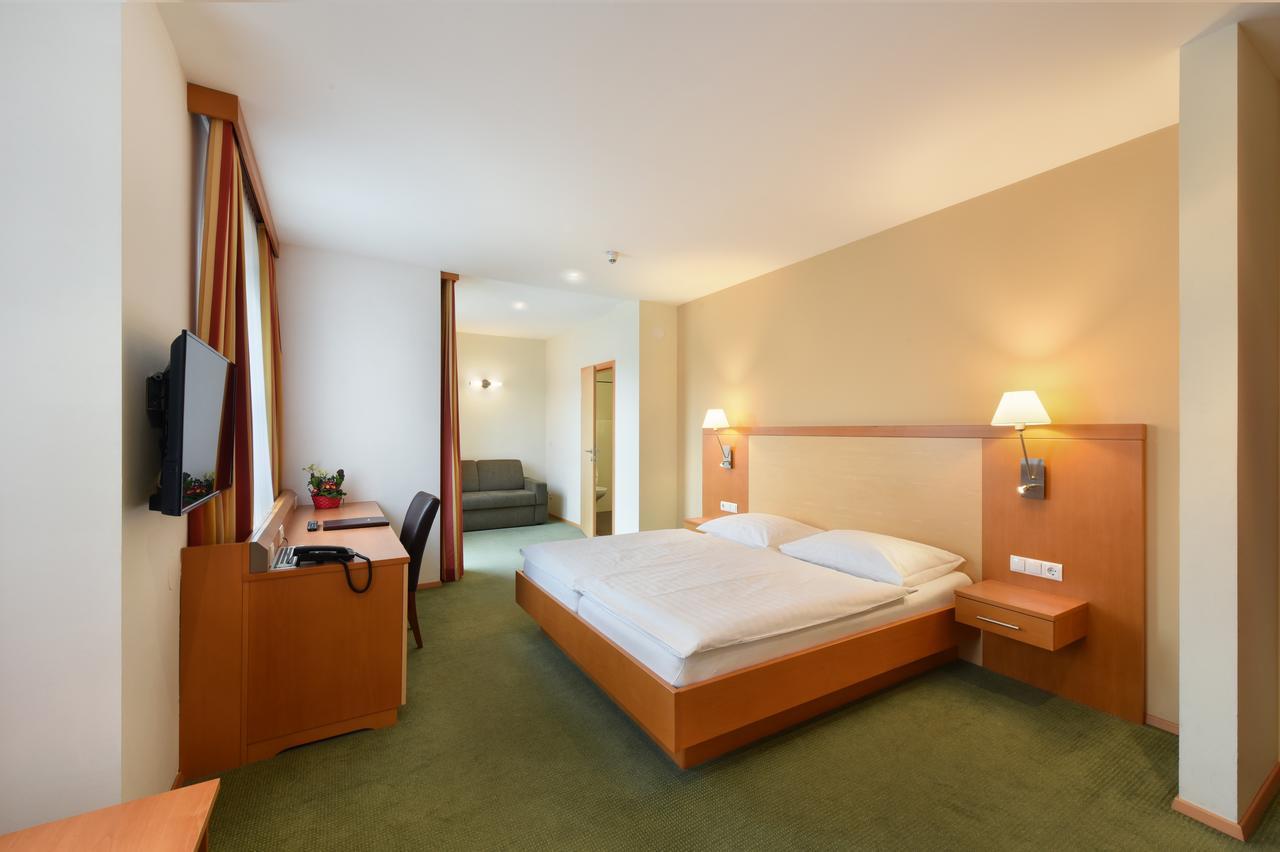 Hotel Lucia Vienne